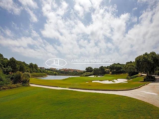 Exclusiva Parcela Urbana en Venta con Vistas al Mar en La Reserva de Sotogrande, San Roque, Cádiz. photo 0