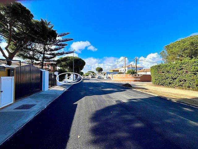 Gran Parcela Segregada en Venta en la Zona de las Quintas, Chiclana de la Fra., Cádiz photo 0