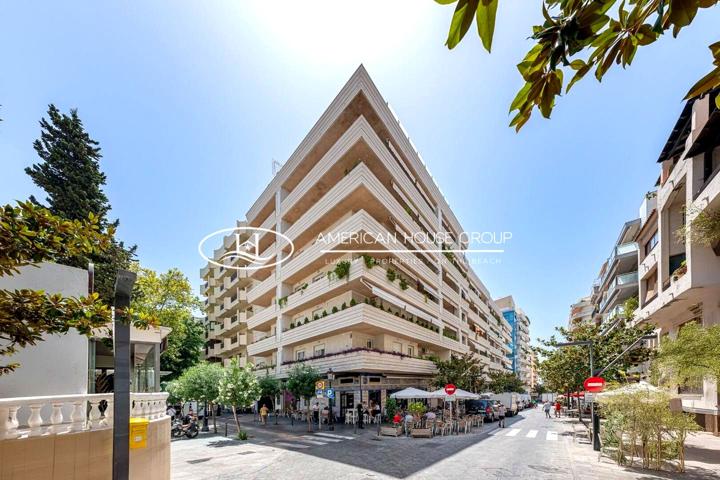 Gran Apartamento en Venta a unos pasos de la Playa y en el Centro de Marbella, Málaga. photo 0