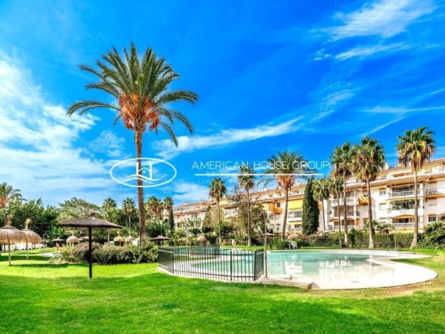 Encantador Apartamento en Venta en Nueva Andalucía, Marbella, Málaga photo 0