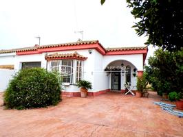 Estupendo Chalet Urbano en Venta en la Zona de Los Gallos, Chiclana de la Fra., Cádiz photo 0