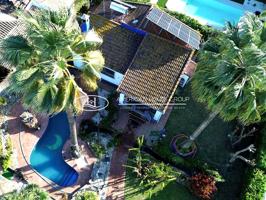Estupendo Chalet con Piscina en Venta en la Zona de Los Gallos, Chiclana de la Fra., Cádiz photo 0