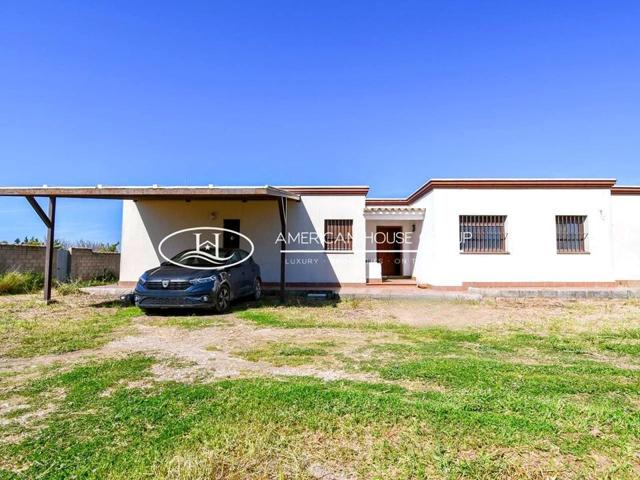 Estupendo Chalet en Venta en la Zona del Marquesado, Chiclana de la Fra., Cádiz photo 0