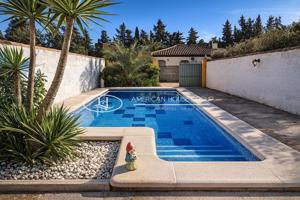 Gran Oportunidad de Chalet con Piscina en Venta en la Zona de Pinar de Los Franceses, Chiclana de la Fra., Cádiz photo 0
