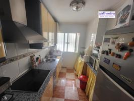 ¡Oportunidad en Montequinto! Piso amueblado a minuto del metro – Ideal vivir o invertir photo 0
