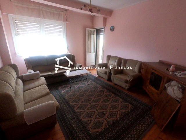 Piso en venta en Medina de Pomar de 97 m2 photo 0
