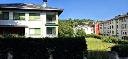 Casa - Chalet en venta en Navia de 511 m2 photo 0