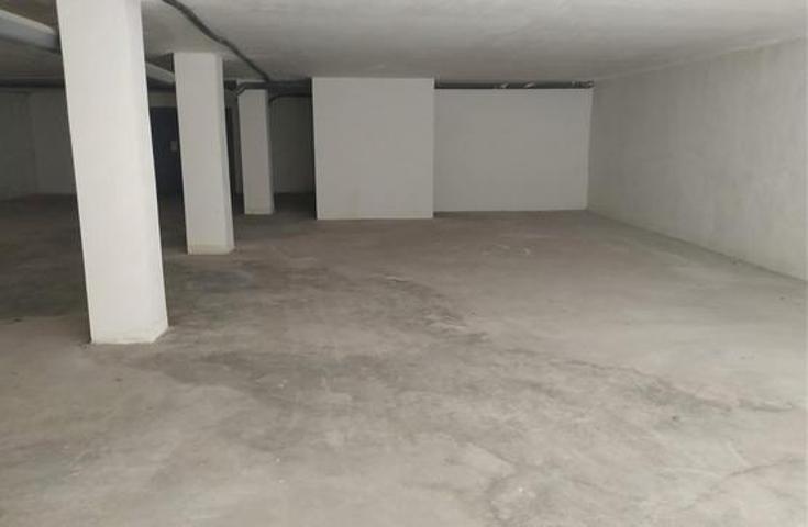 Local en venta en Churriana De La Vega de 348 m2 photo 0