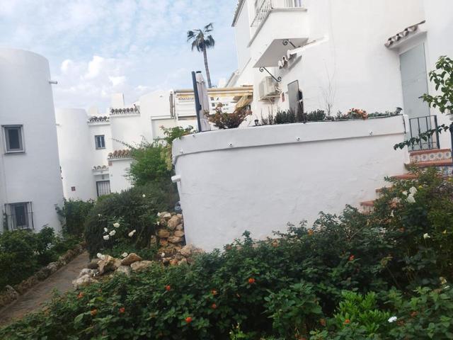 Casa en venta en urb Jardin Juncal (cjto. Rocas del Mar) photo 0