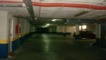 Plaza De Parking en venta en BENALMÁDENA de 28 m2 photo 0