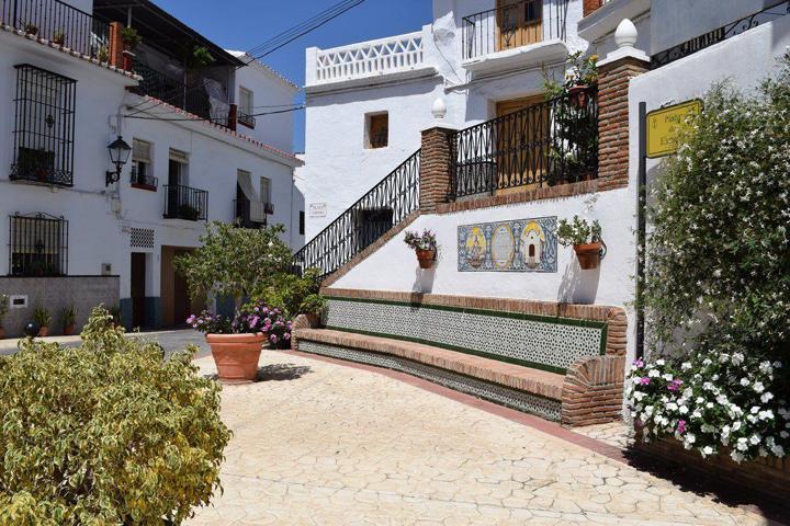 Casa - Chalet en venta en Algarrobo de 128 m2 photo 0