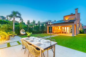 Villa En venta en Mont-roig del Camp photo 0