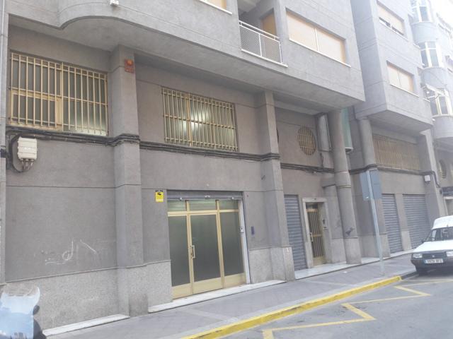 Local comercial en Elche zona Plaza Madrid, 400 m2 ( 200m2 P.Baja + 200m2 Altillo) photo 0