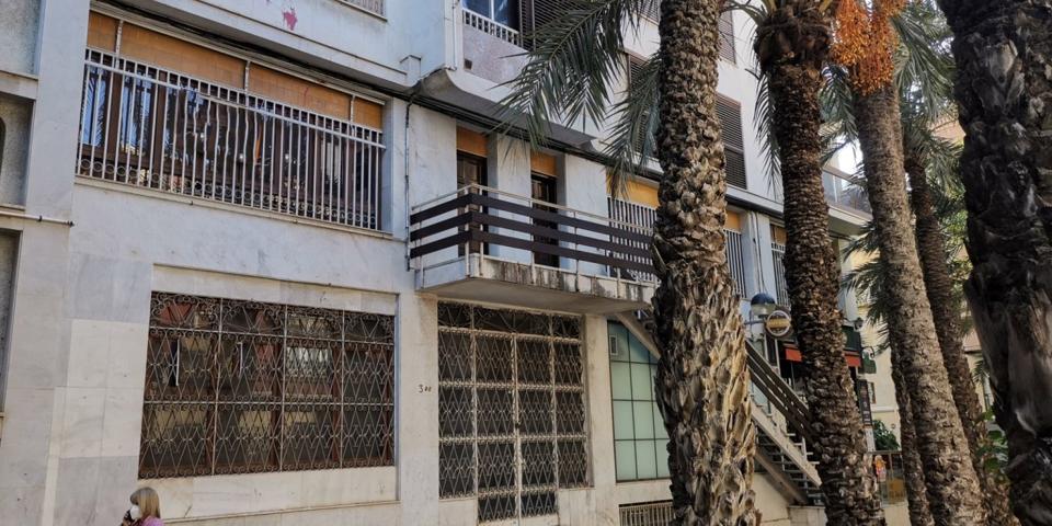Oficinas en alquiler en pleno centro de Elche photo 0