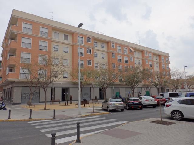 Local comercial en Elche zona Corte Ingles, 550m2 de superficie photo 0