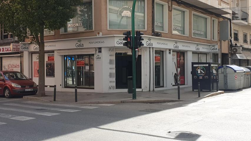 🏢 ¡Oportunidad Única, local alquiler en Elche! 🏢 photo 0
