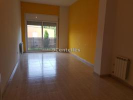 PISO EN PLANTA BAJA CON ENTRADA INDEPENDIENTE – CENTRO DE CENTELLES photo 0