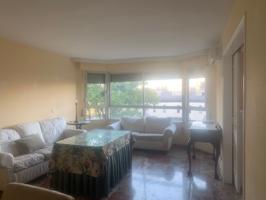 Piso En venta en Calle Periodista Ramón Resa, La Palmera - Los Bermejales, Sevilla photo 0