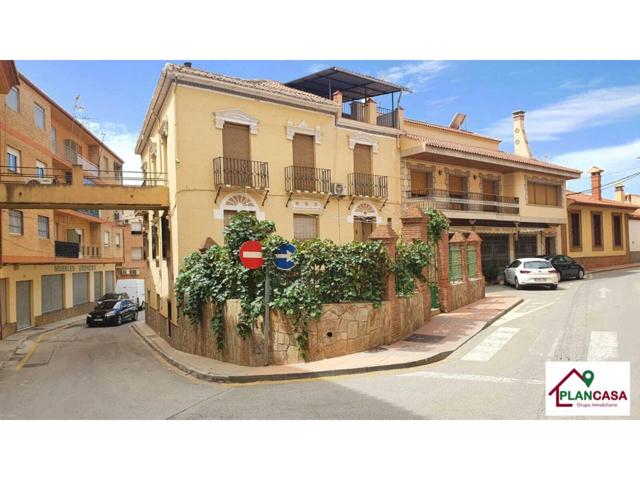 Casa Señorial en Venta en Benalúa photo 0