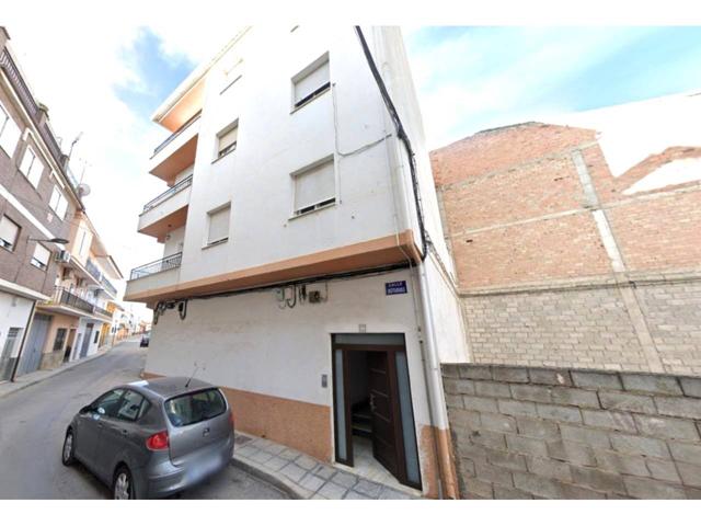 Oportunidad única: piso cómodo y bien ubicado en Baza (Granada) photo 0