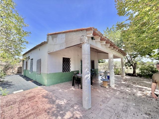 Chalet en venta en L’Olleria photo 0