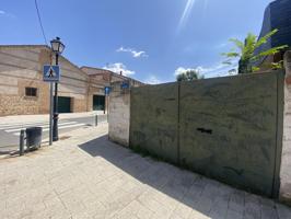 Terreno en venta en Villanueva de la Torre de 375 m2 photo 0