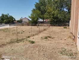 Terreno en venta en Alovera de 305 m2 photo 0