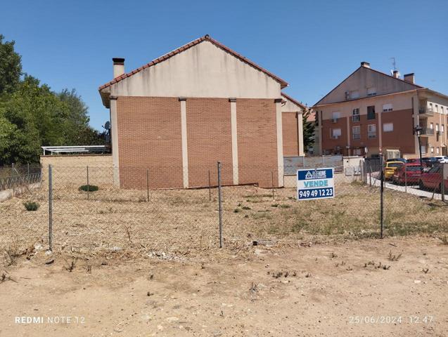 Terreno en venta en Alovera de 305 m2 photo 0