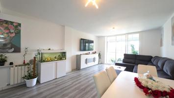 EXCLUSIVA VIVIENDA REFORMADA CON ZONAS COMUNES photo 0