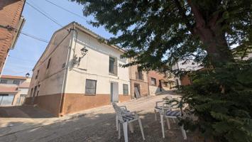 Casa - Chalet en venta en Jirueque de 151 m2 photo 0