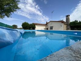 Casa - Chalet en venta en Pioz de 1000 m2 photo 0