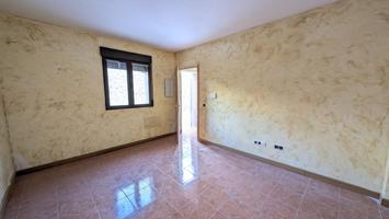 Piso en venta en Pastrana de 75 m2 photo 0