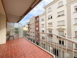Piso En venta en Calle De Ferran Valls I Taberner, Sarrià-Sant Gervasi, Barcelona photo 0
