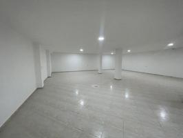 Otro En venta en Calle Manuel Ramón Alarcón, Nervión, Sevilla photo 0