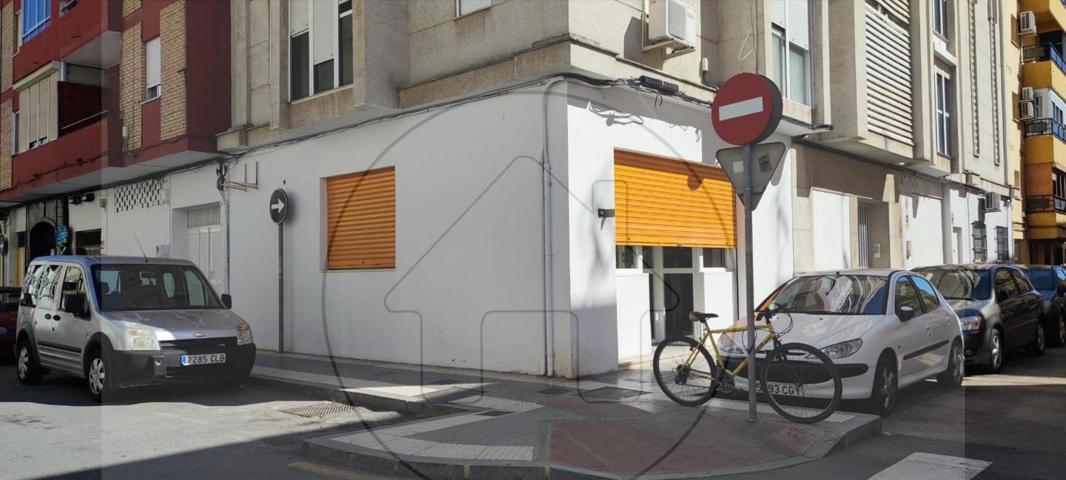 LOCAL COMERCIAL DE ESQUINA EN LA ZONA DEL MOLINO - 74M2 - LUMINOSO photo 0