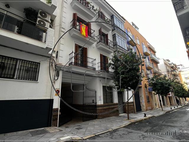 GARAJE COCHE ZONA MERCED photo 0
