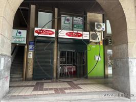ALQUILER DE LOCAL COMERCIAL EN EL CENTRO, EN PLAZA QUINTERO BAEZ (LA PALMERA) photo 0