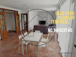ALQUILER TEMPORAL Ático en la Merced - 5 habitaciones - Ascensor photo 0