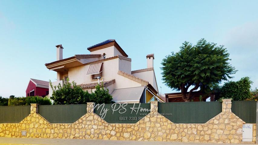 Casa - Chalet en venta en Santiago de la Ribera de 225 m2 photo 0
