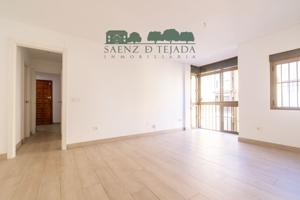 Piso En alquiler en Calle Luis Montoto, 0, Nervión, Sevilla photo 0