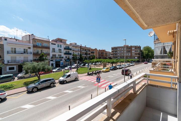 Piso En venta en Roses photo 0