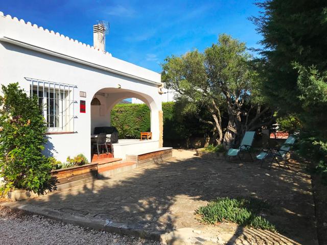 Villa En venta en Roses photo 0