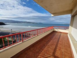 PISO PARA REFORMAR DE 169M2 EN PRIMERA LÍNEA DE PLAYA CON TERRAZA DE 25M2 photo 0
