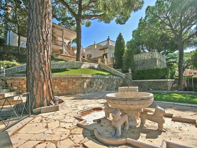 Casa En venta en Lloret De Mar photo 0