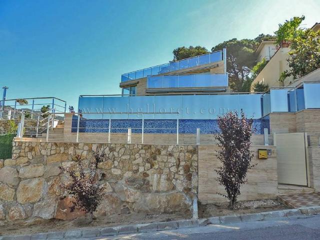 Casa En venta en Lloret De Mar photo 0