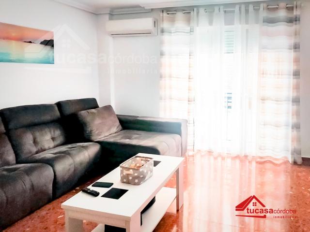 PISO EN LA ZONA DEL NARANJO PARA ENTRAR A VIVIR photo 0