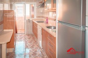 🌟 Luminoso Piso en Valdeolleros – ¡Exclusiva Oportunidad para Ti! 🏡 photo 0