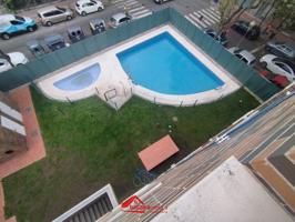 AMPLIO Y LUMINOSO PISO EN URBANIZACIÓN SEMINUEVO CON PISCINA.- ZONA SANTA ROSA 🌟🏡 photo 0