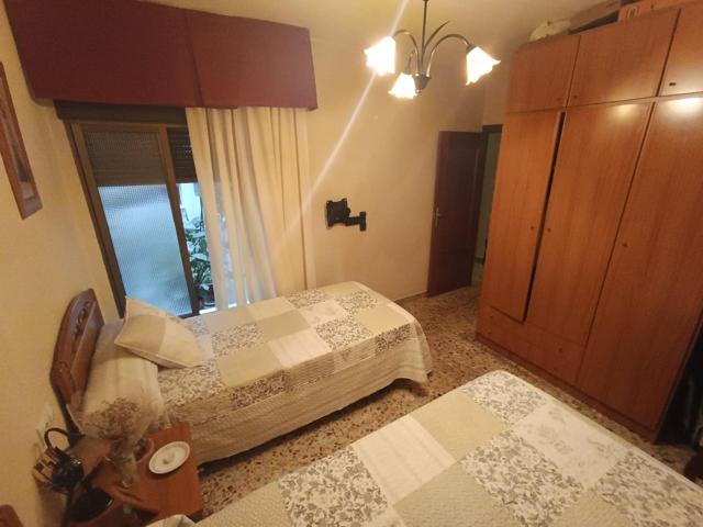💼 ¡Ideal Inversión! Piso Tranquilo en Huerta de la Reina, Córdoba 🏡 photo 0