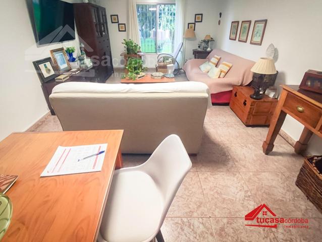 Vive en Santa Rosa: piso luminoso con patio y urbanización privada photo 0